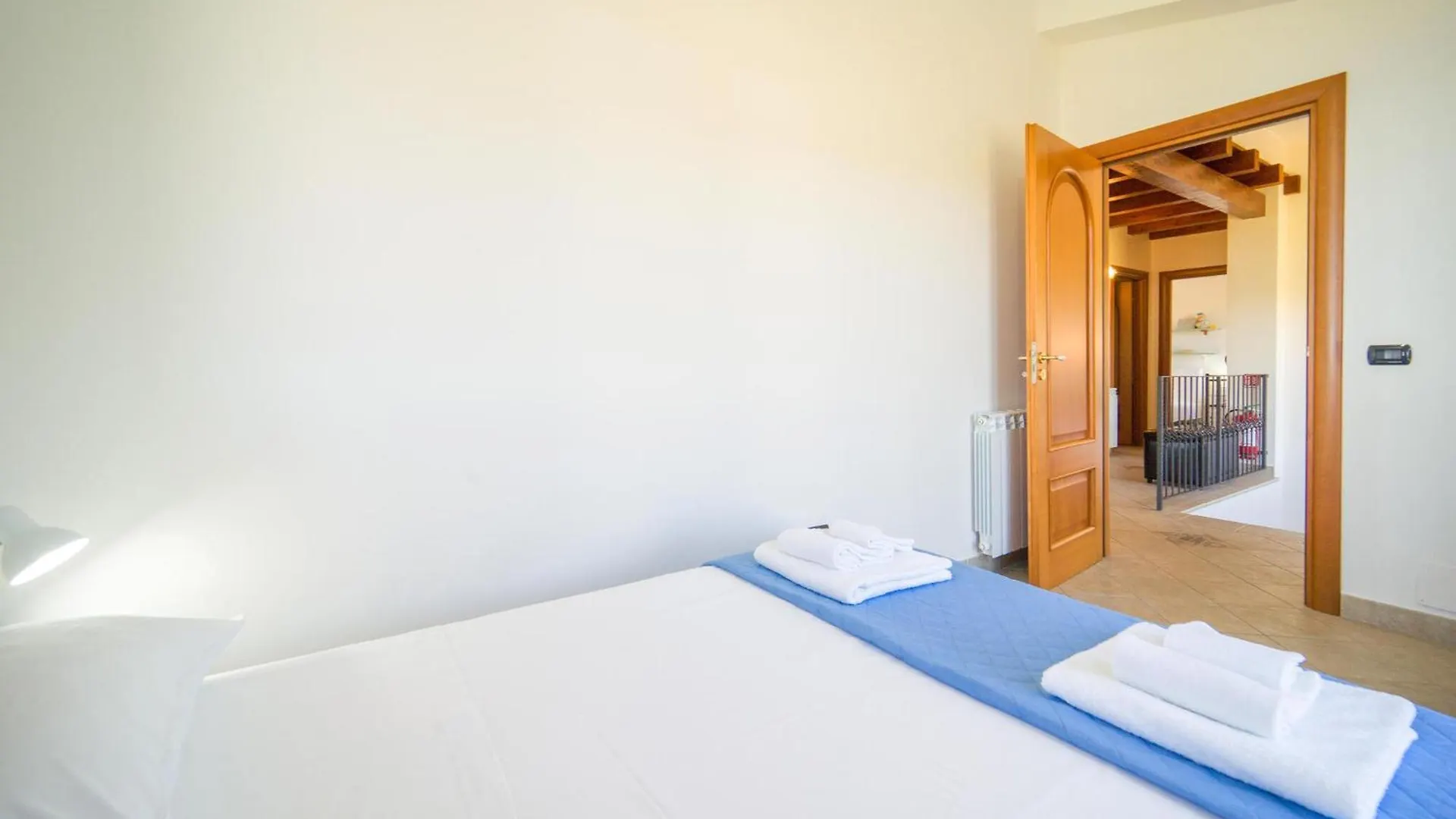 بيت للعطل 4 Bedroom Awesome Home In Caronia إيطاليا